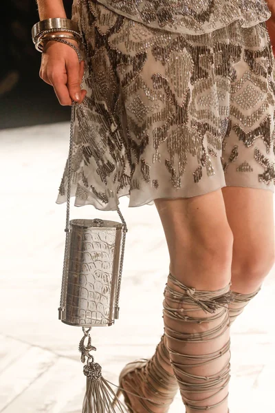 Look 7